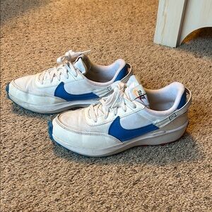 Nike Men’s Waffle Shoes